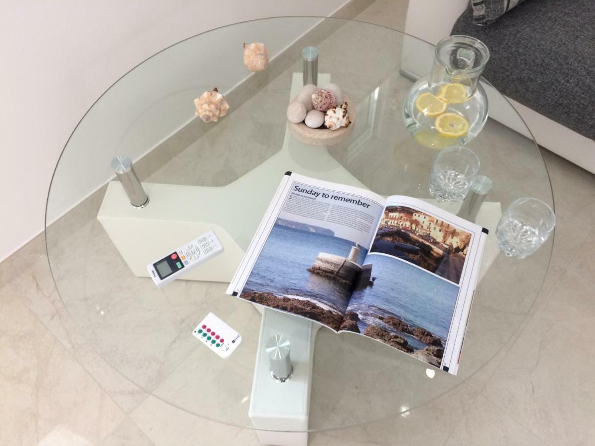 Apartment Marina คอมีชา ภายนอก รูปภาพ